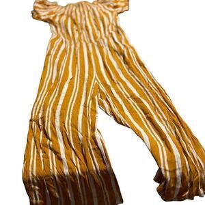 Exhilaration romper capri length like new never worn soze large see pics